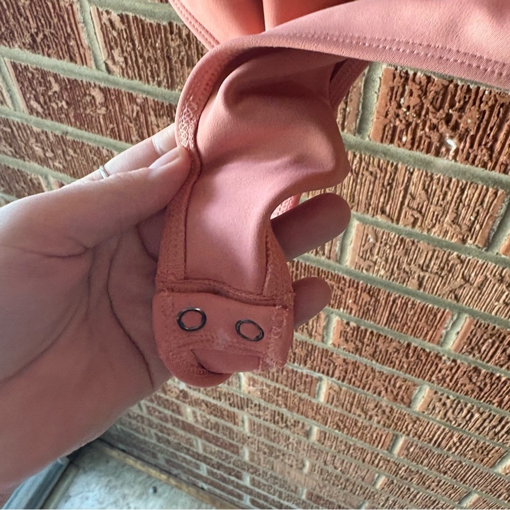 Express Body Contour Peach Bodycon Bodysuit Size Medium - Picture 4 of 7